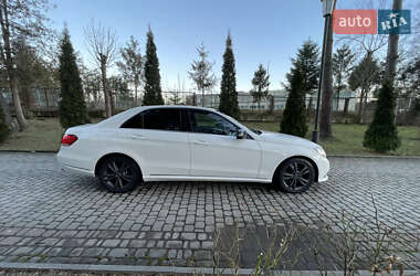 Седан Mercedes-Benz E-Class 2013 в Бориславе