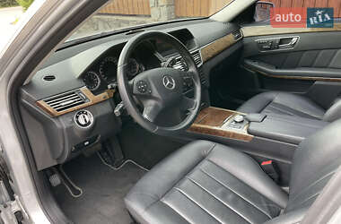 Седан Mercedes-Benz E-Class 2011 в 