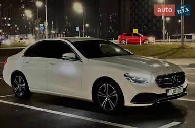 Седан Mercedes-Benz E-Class 2021 в Києві