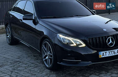 Седан Mercedes-Benz E-Class 2014 в Івано-Франківську