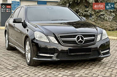 Седан Mercedes-Benz E-Class 2012 в Рівному