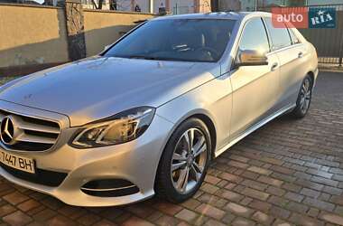 Седан Mercedes-Benz E-Class 2014 в Івано-Франківську