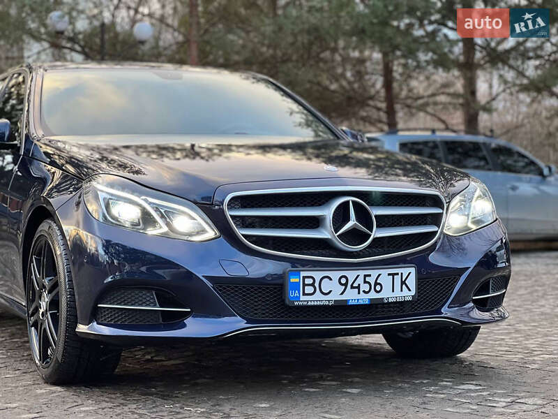 Седан Mercedes-Benz E-Class 2015 в Самборі