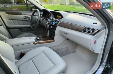 Седан Mercedes-Benz E-Class 2012 в 