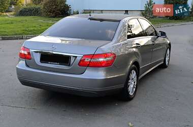 Седан Mercedes-Benz E-Class 2012 в 