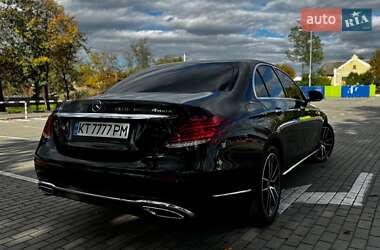 Седан Mercedes-Benz E-Class 2017 в 