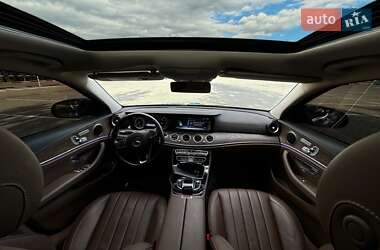 Седан Mercedes-Benz E-Class 2017 в 