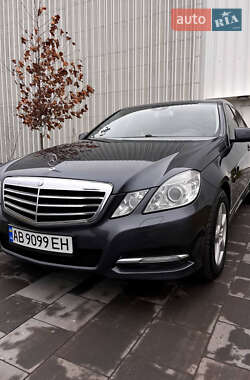 Mercedes-Benz E-Class 2011 Mercedes-Benz E-Class 2011
