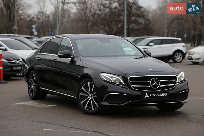 Седан Mercedes-Benz E-Class 2019 в 