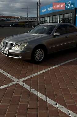 Седан Mercedes-Benz E-Class 2004 в Одесі