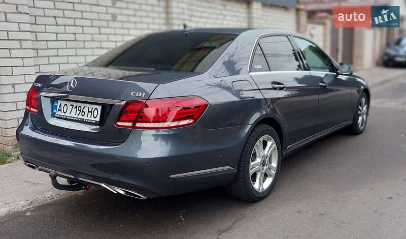 Седан Mercedes-Benz E-Class 2014 в Одессе