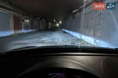 Седан Mercedes-Benz E-Class 2004 в 