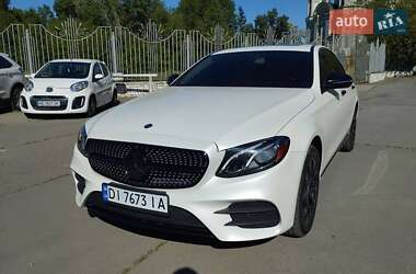 Седан Mercedes-Benz E-Class 2017 в Львові