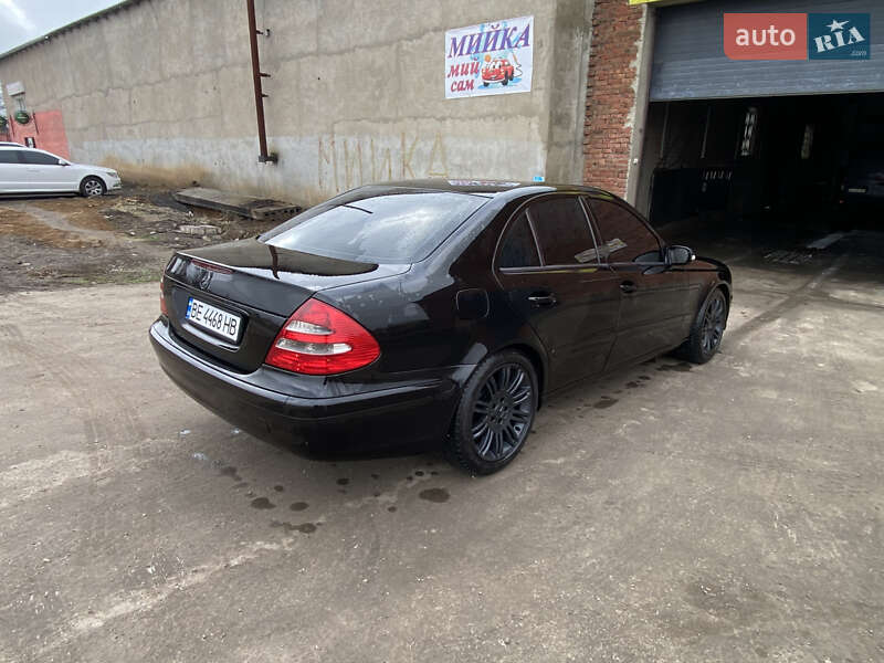 Седан Mercedes-Benz E-Class 2005 в Снигиревке фото 3 Седан Mercedes-Benz E-Class 2005 в Снигиревке