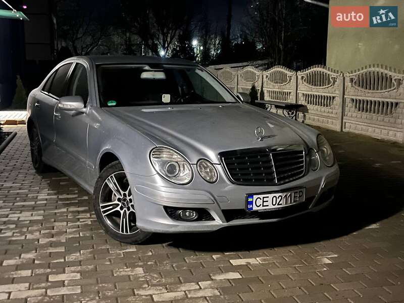 Седан Mercedes-Benz E-Class 2007 в Чернівцях