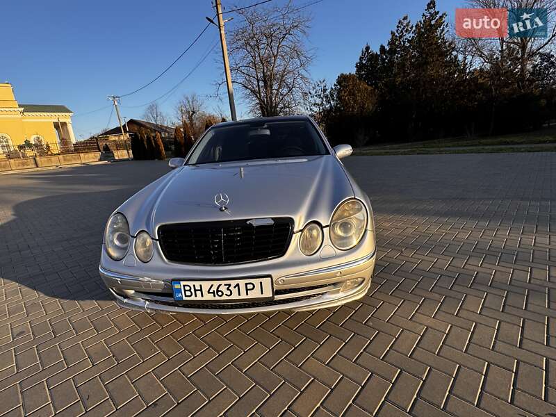 Седан Mercedes-Benz E-Class 2003 в Болграді