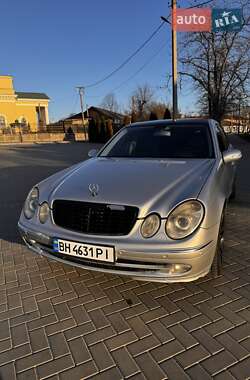 Седан Mercedes-Benz E-Class 2003 в Болграді