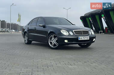 Седан Mercedes-Benz E-Class 2003 в Києві