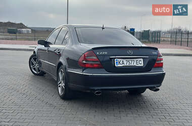 Седан Mercedes-Benz E-Class 2003 в 