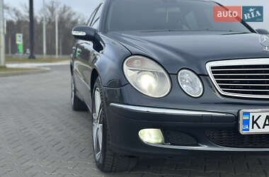 Седан Mercedes-Benz E-Class 2003 в 