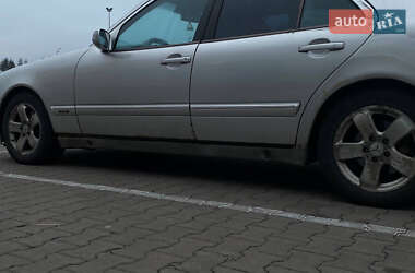 Седан Mercedes-Benz E-Class 2000 в 