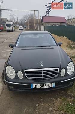 Седан Mercedes-Benz E-Class 2003 в Рени