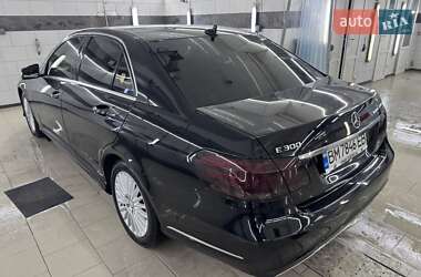 Седан Mercedes-Benz E-Class 2014 в Киеве