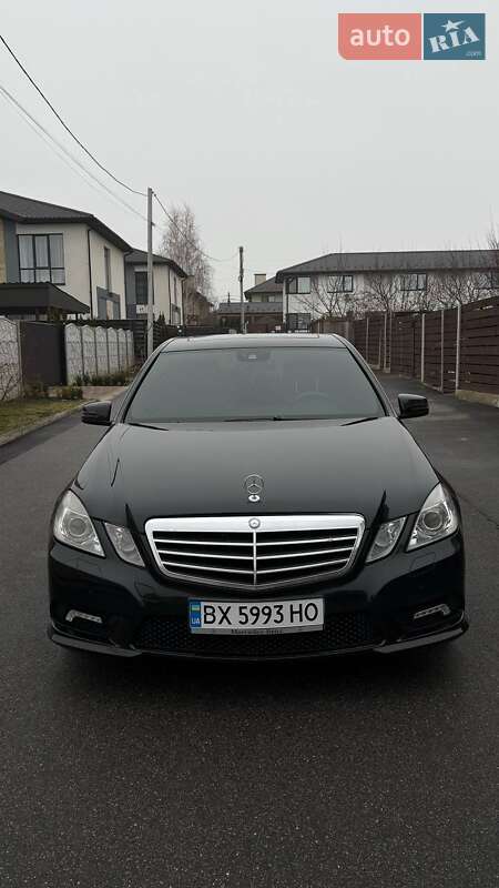 Седан Mercedes-Benz E-Class 2010 в Старокостянтинові фото 2 Седан Mercedes-Benz E-Class 2010 в Старокостянтинові
