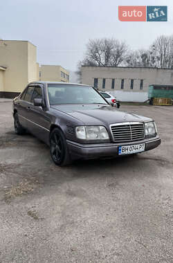 Седан Mercedes-Benz E-Class 1995 в Черкасах