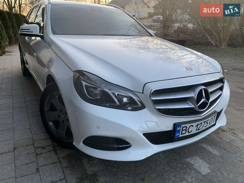 Универсал Mercedes-Benz E-Class 2013 в Яворове