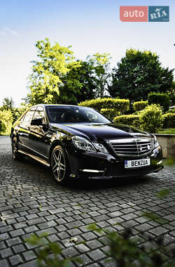 Mercedes-Benz E-Class 2011