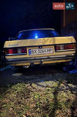 Седан Mercedes-Benz E-Class 1978 в 