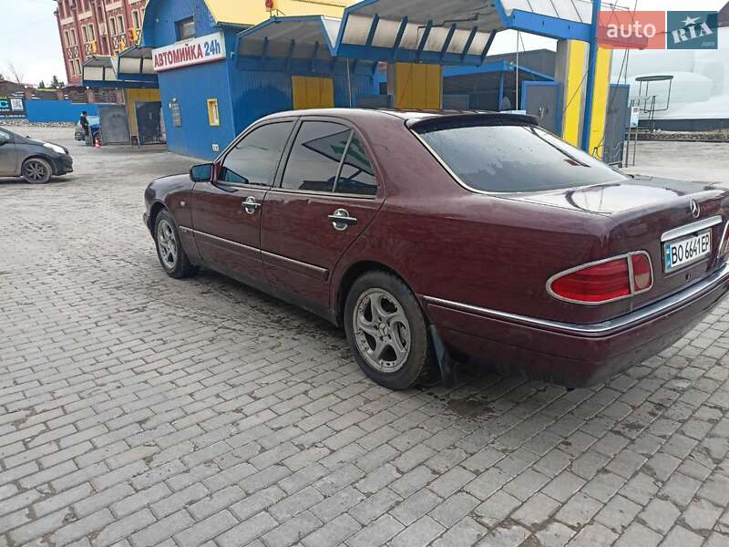 Седан Mercedes-Benz E-Class 1998 в Тернополе