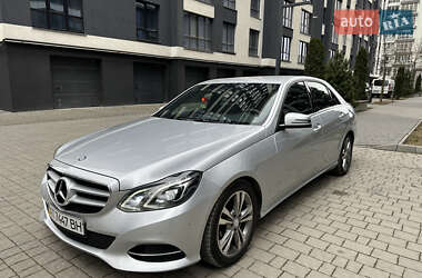 Седан Mercedes-Benz E-Class 2014 в Ивано-Франковске