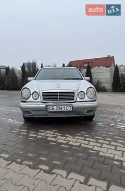 Седан Mercedes-Benz E-Class 1998 в Чернівцях