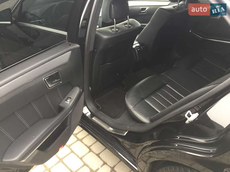 Седан Mercedes-Benz E-Class 2014 в Черновцах