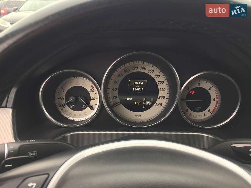 Седан Mercedes-Benz E-Class 2014 в Черновцах