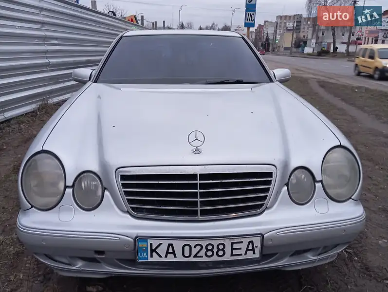 Mercedes-Benz E-Class 2002