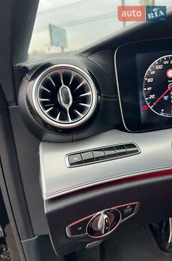 Купе Mercedes-Benz E-Class 2017 в 