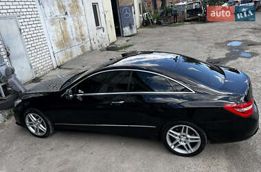Купе Mercedes-Benz E-Class 2012 в 