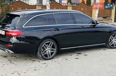 Универсал Mercedes-Benz E-Class 2017 в 