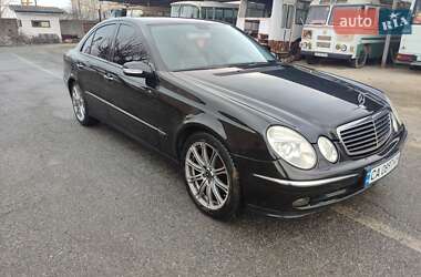 Седан Mercedes-Benz E-Class 2004 в 
