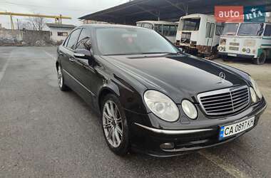 Седан Mercedes-Benz E-Class 2004 в 