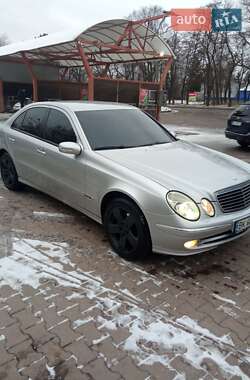 Седан Mercedes-Benz E-Class 2004 в Рівному