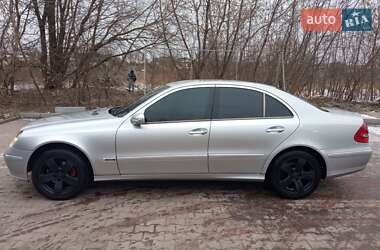 Седан Mercedes-Benz E-Class 2004 в Рівному