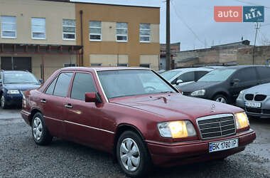 Хетчбек Mercedes-Benz E-Class 1994 в Рівному