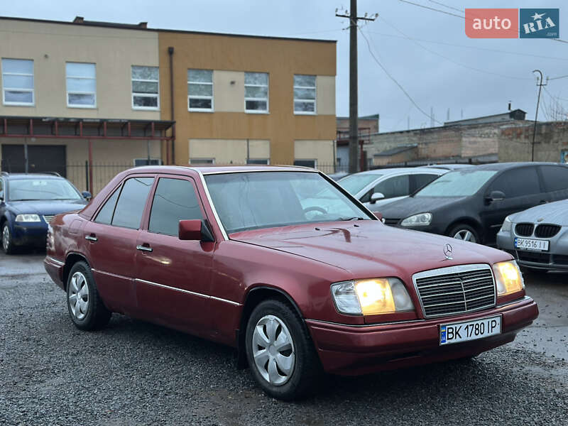 Хетчбек Mercedes-Benz E-Class 1994 в Рівному