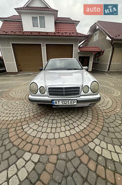 Седан Mercedes-Benz E-Class 1995 в Коломиї