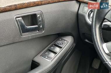 Седан Mercedes-Benz E-Class 2011 в 