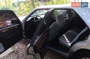 Седан Mercedes-Benz E-Class 1994 в Ивано-Франковске